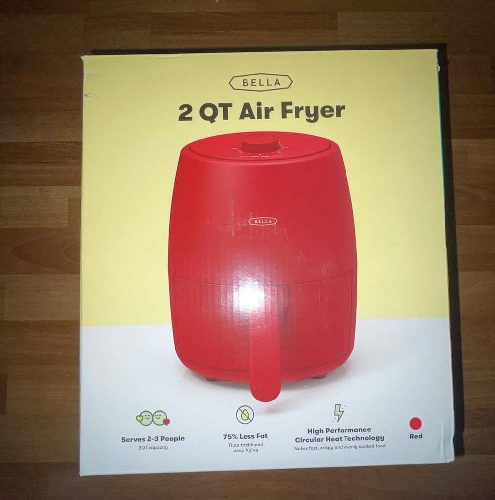 BELLA 2 Quart Air Fryer in Red